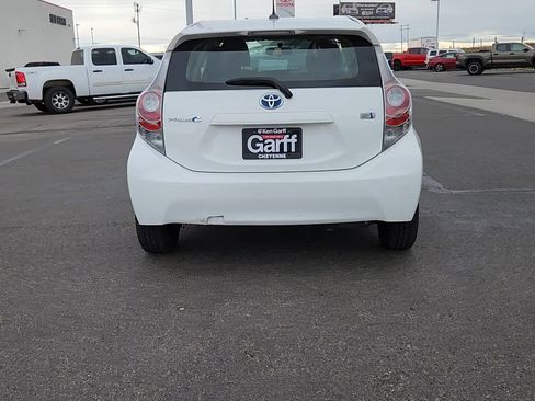 Used 2013 Toyota Prius C Three image 3