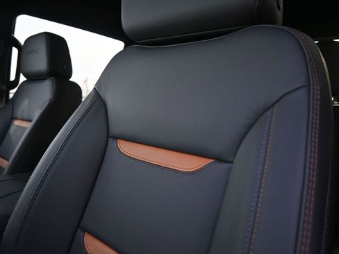 New 2026 GMC Sierra 2500 AT4 w/ AT4 Premium Plus Package image 18