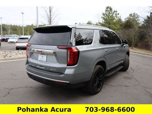Used 2024 GMC Yukon SLT w/ SLT Premium Package image 7