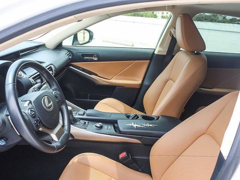 Used 2016 Lexus IS 200t w/ Navigation System Package RWD image 18