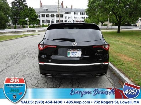 Used 2023 Acura MDX SH-AWD image 4