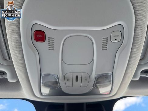 Used 2021 Jeep Renegade Latitude AWD/4WD image 11