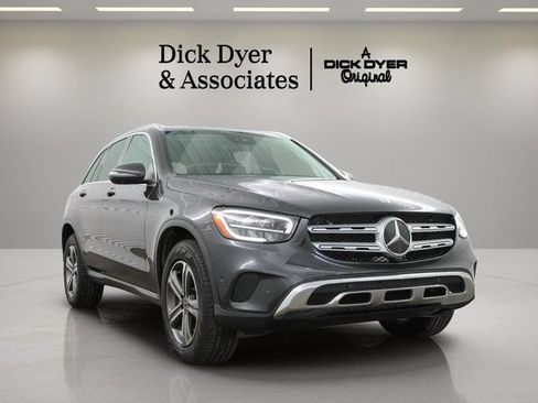 Used 2022 Mercedes-Benz GLC 300 image 1