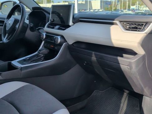 Certified 2024 Toyota RAV4 XLE w/ Convenience Package image 28