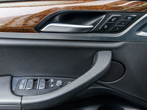 Used 2021 BMW X3 xDrive30i w/ Convenience Package image 22