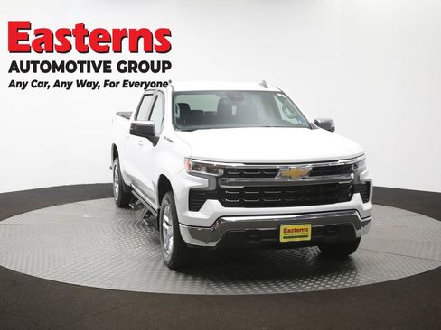 Used 2023 Chevrolet Silverado 1500 LT AWD/4WD image 52