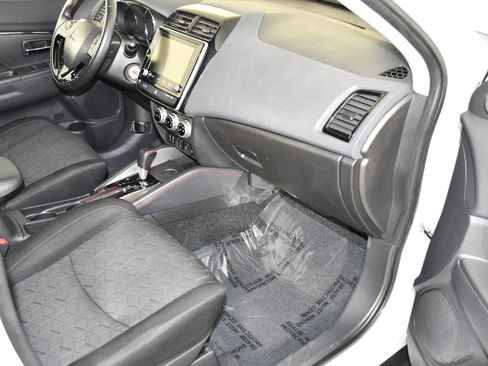 Used 2022 Mitsubishi Outlander Sport LE FWD image 30