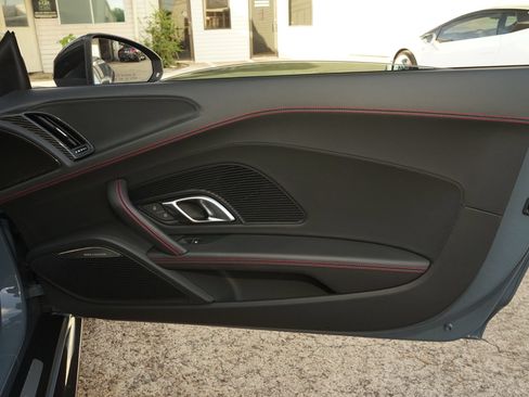 Used 2020 Audi R8 V10 AWD/4WD image 13