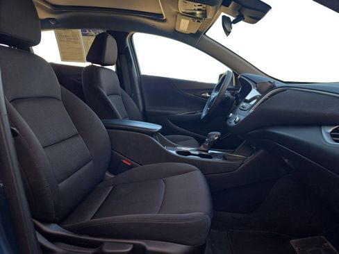 Used 2024 Chevrolet Malibu LT image 15