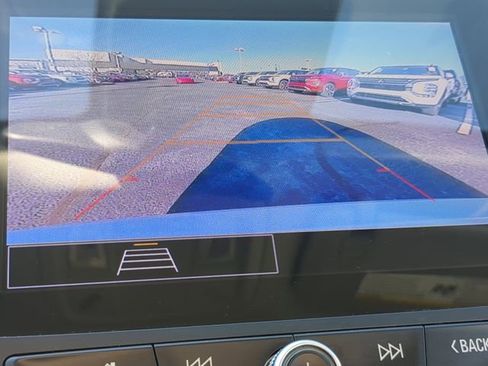 Used 2024 Chevrolet Malibu LT image 24