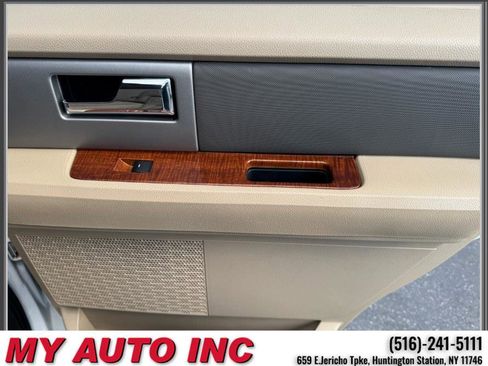 Used 2010 Ford Expedition Eddie Bauer image 32