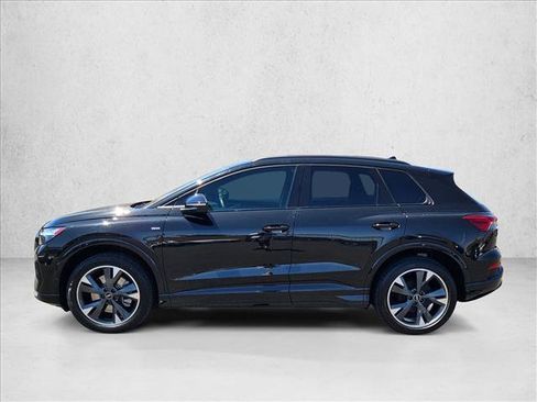Used 2023 Audi Q4 e-tron Premium Plus w/ Premium Plus AWD/4WD image 9