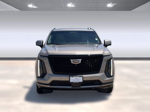 Used 2025 Cadillac Escalade Sport Platinum w/ LPO, Floor Liner Package AWD/4WD image 6