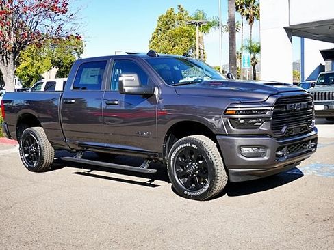 New 2026 RAM 2500 Laramie AWD/4WD image 6