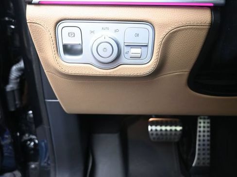Used 2024 Mercedes-Benz GLS 450 4MATIC image 16