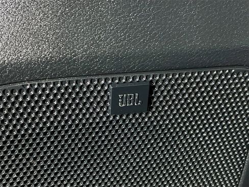 Certified 2019 Toyota Tacoma TRD Off-Road image 18