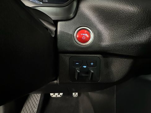 Used 2024 Toyota Tundra Limited AWD/4WD image 32