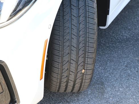 Certified 2025 BMW 430i Coupe w/ M Sport Package image 6