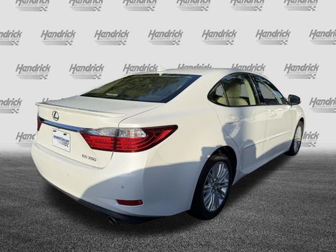 Used 2014 Lexus ES 350 w/ Luxury Package FWD image 9