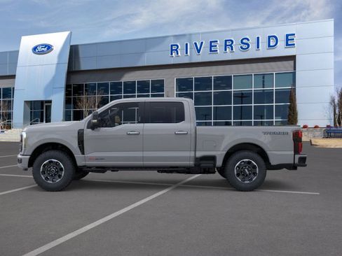 New 2026 Ford F250 Platinum w/ Tremor Off-Road Package image 3