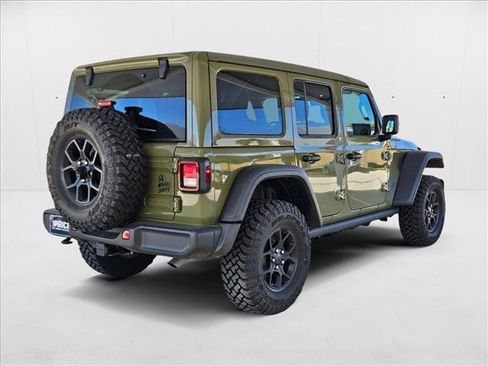 Used 2025 Jeep Wrangler Willys image 5