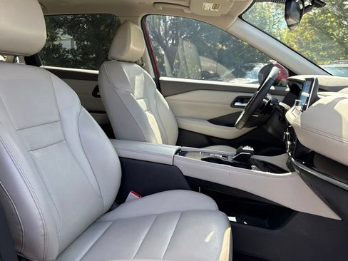 Used 2022 Nissan Rogue SL FWD image 29