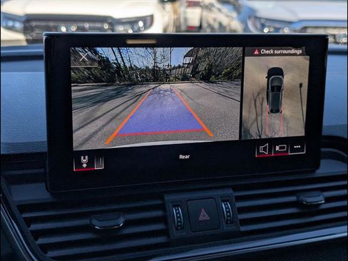 Used 2022 Audi SQ5 Premium Plus image 12