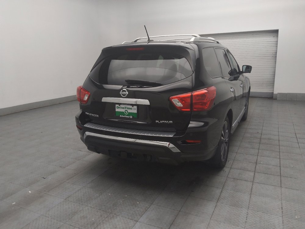 Used 2018 Nissan Pathfinder Platinum FWD image 9