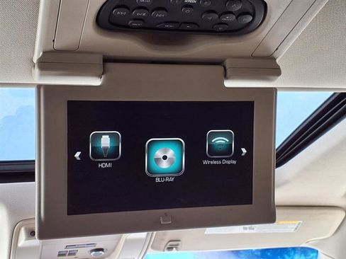 Used 2018 Chevrolet Tahoe Premier image 12