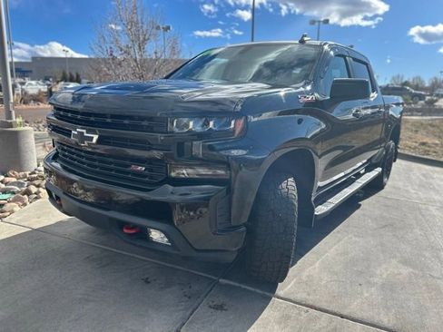 Used 2020 Chevrolet Silverado 1500 LT Trail Boss image 3