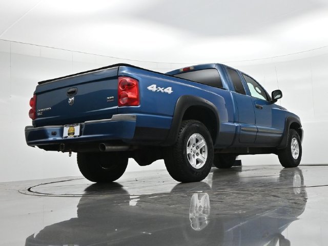 Used 2005 Dodge Dakota SLT AWD/4WD image 19