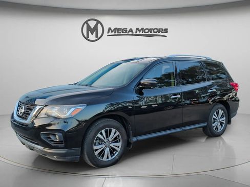 Used 2020 Nissan Pathfinder SL image 2