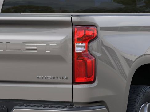 New 2026 Chevrolet Silverado 1500 Custom RWD image 11