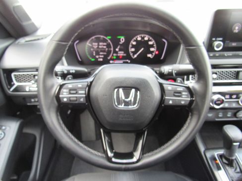 Used 2025 Honda Civic Sport image 15