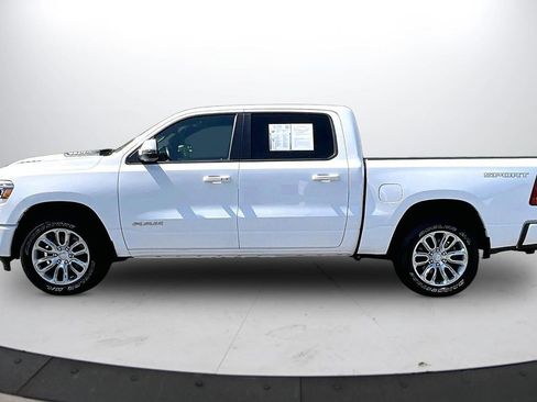 Used 2023 RAM 1500 Laramie AWD/4WD image 6