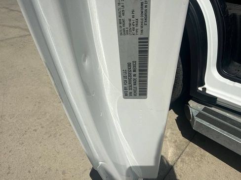 Used 2025 RAM ProMaster 2500 w/ U-Haul Equipment Group FWD image 13