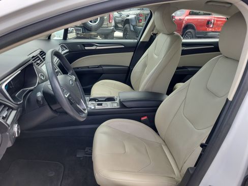 Used 2018 Ford Fusion Titanium image 8