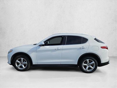 Used 2019 Alfa Romeo Stelvio image 6