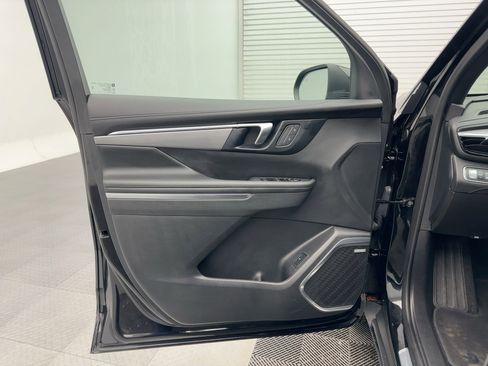 Certified 2025 Buick Enclave Preferred image 20