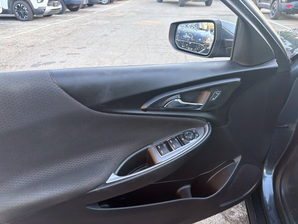 Used 2020 Chevrolet Malibu LS w/ Driver Confidence Package II FWD image 5