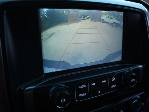 Used 2018 Chevrolet Silverado 1500 LT image 27