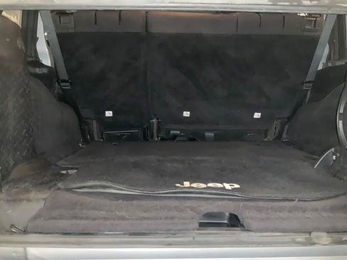 Used 2013 Jeep Wrangler Unlimited Sahara w/ Connectivity Group image 22