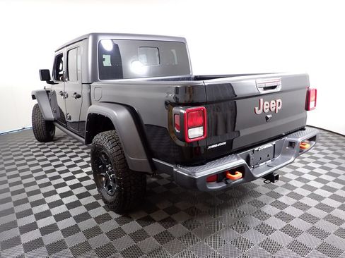 Used 2022 Jeep Gladiator Mojave w/ Cold Weather Group AWD/4WD image 11