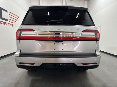 Used 2019 Lincoln Navigator Reserve AWD/4WD image 11