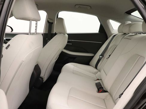 Used 2025 Hyundai Sonata SEL image 15