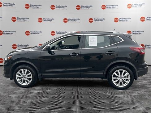 Certified 2022 Nissan Rogue Sport SV w/ Technology Package image 2