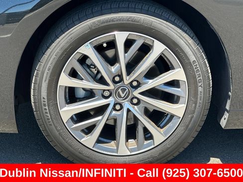 Used 2024 Lexus ES 350 w/ Accessory Package (Z2) FWD image 43