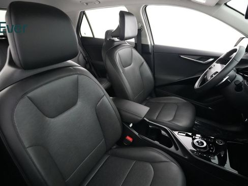 Used 2024 Kia Niro Wave FWD image 23