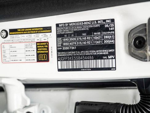 Used 2025 Mercedes-Benz GLS 450 4MATIC image 49