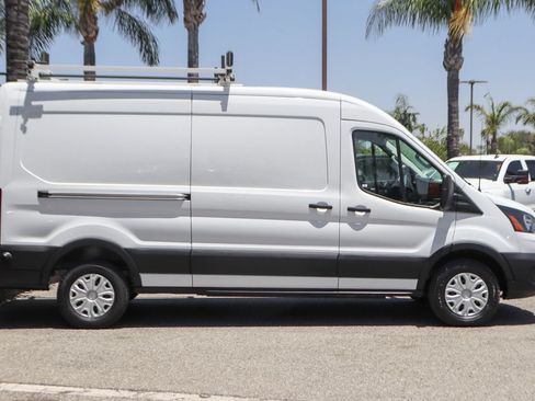 Used 2023 Ford E-Transit Medium Roof RWD image 13